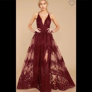 Burgundy Maxi Dress. Size S - Red Dress Boutique